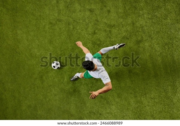 东契奇遭名嘴怒批：他是不防守的球霸+把詹姆斯当波什