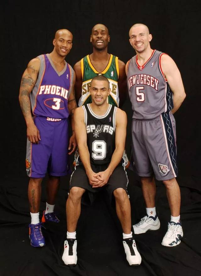 中的一个缩 中的一个缩